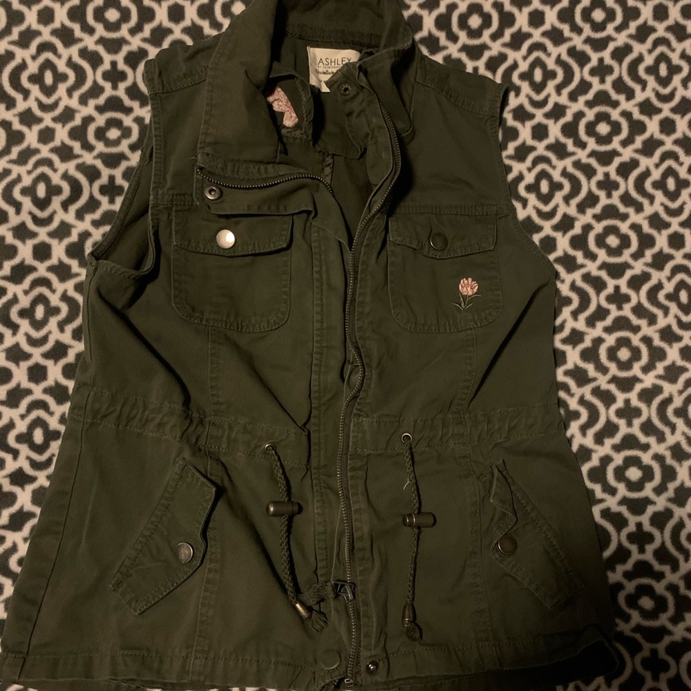 vest